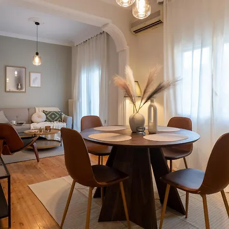 New Stylish 2bd, Balcony