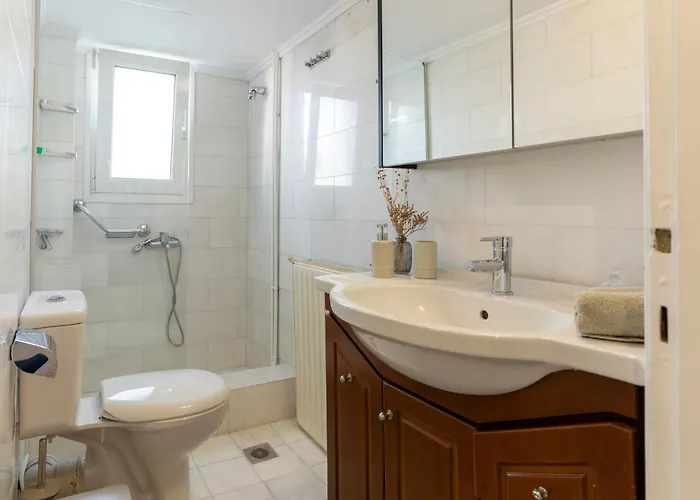 New Stylish 2bd, Balcony * Thessaloníki