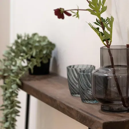 New Stylish 2bd, Balcony *