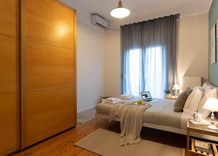 New Stylish 2bd, Balcony * Thessaloníki